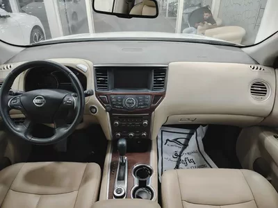 Nissan Pathfinder SV 2018 GCC Specs | Excellent Condition | Family SUV-16