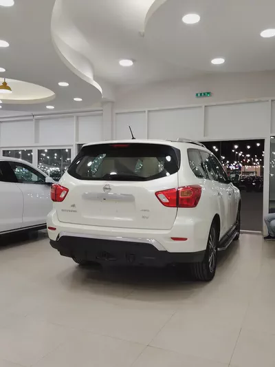 Nissan Pathfinder SV 2018 GCC Specs | Excellent Condition | Family SUV-3