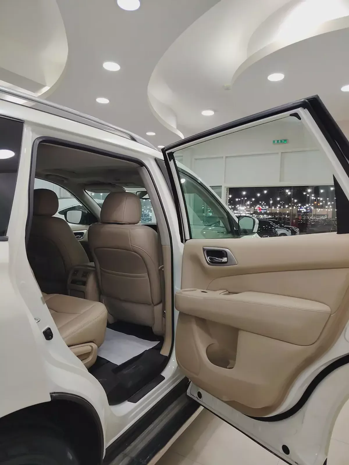 Nissan Pathfinder SV 2018 GCC Specs | Excellent Condition | Family SUV-13-13