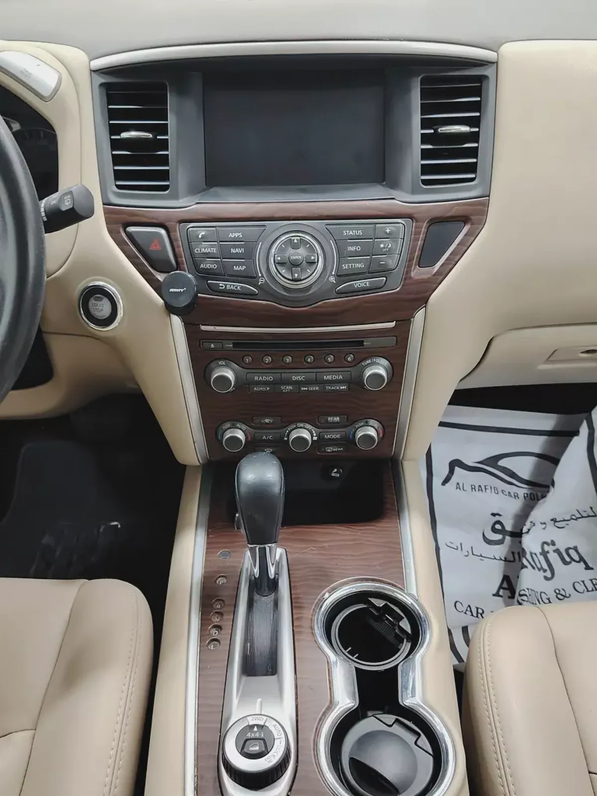 Nissan Pathfinder SV 2018 GCC Specs | Excellent Condition | Family SUV-17-17