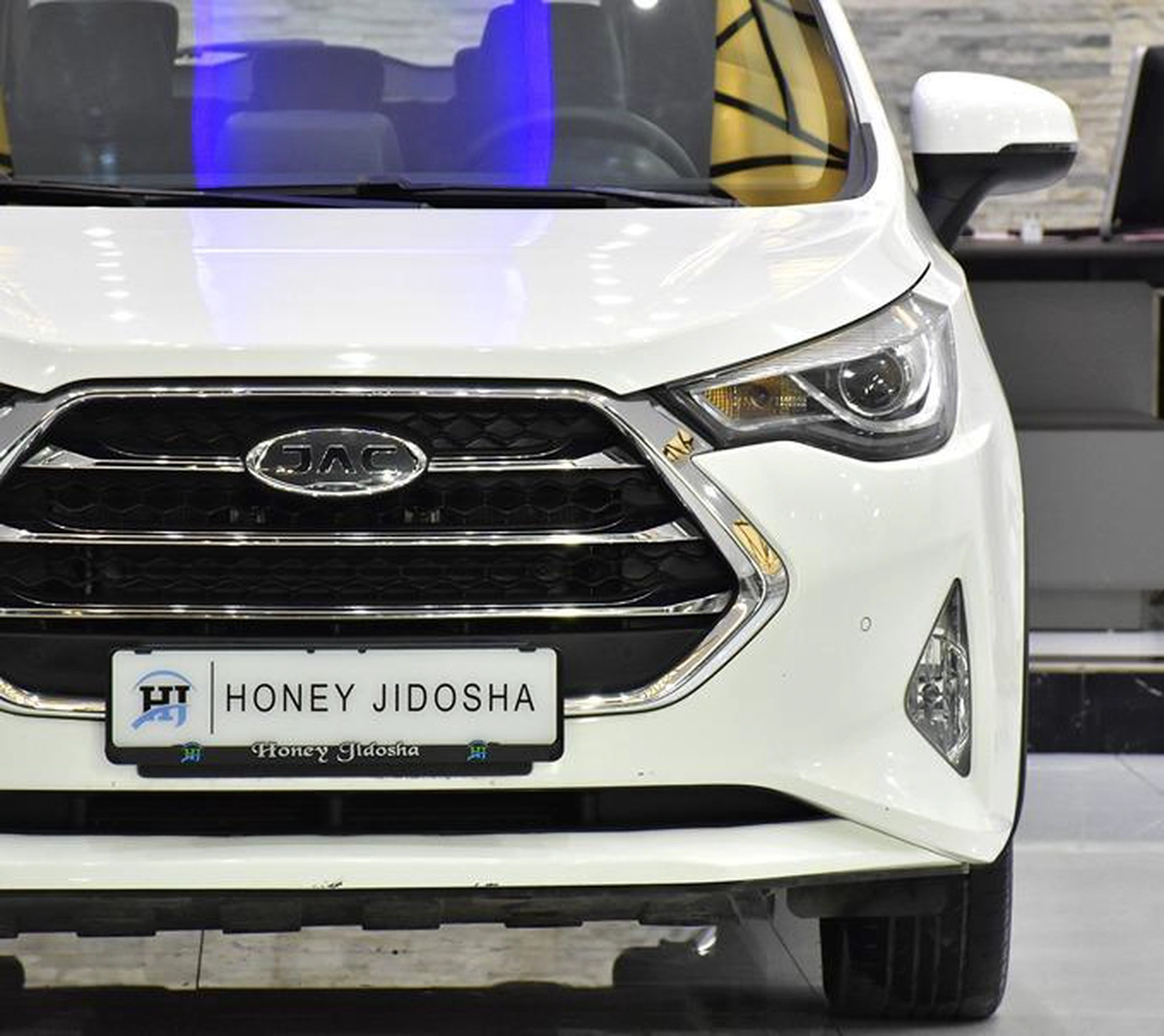 JAC S3 ( 2023 Model ) in White Color GCC Specs-9-9