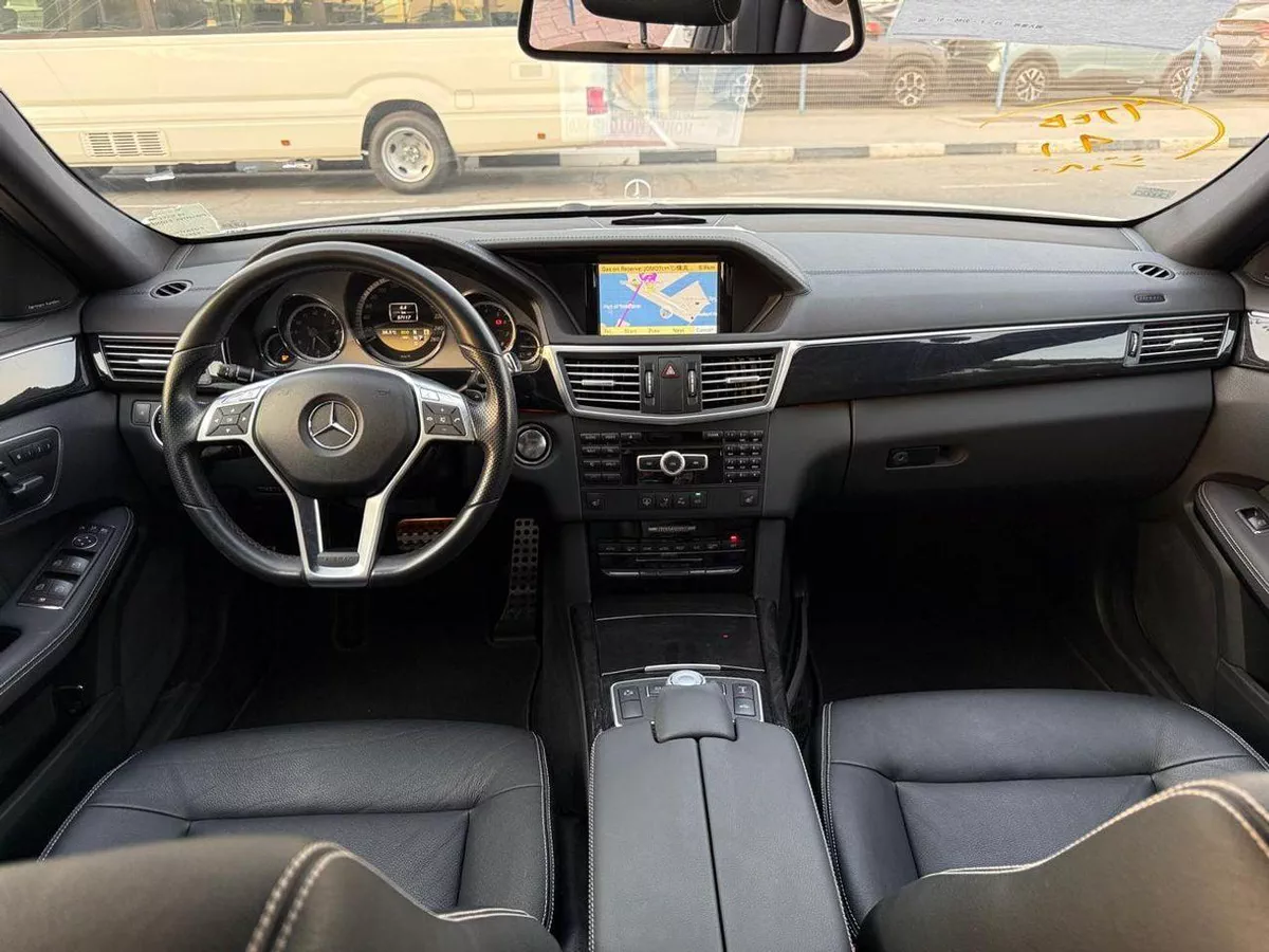 Mercedes Benz E 550-5-0