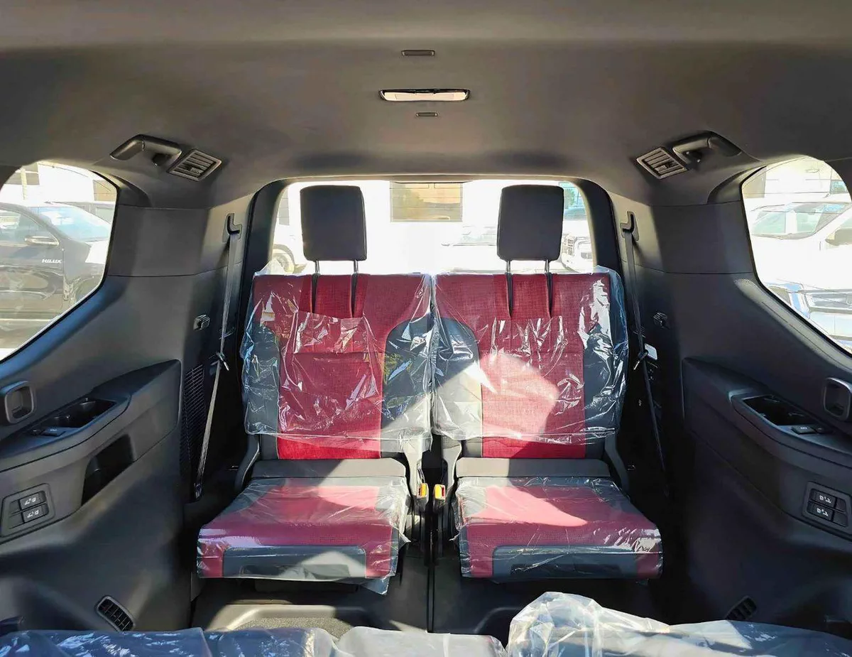 Toyota Land Cruiser VXR / FULL OPTION / 3.3L DIESEL / PWR SEATS / RADAR / JBL SPEAKERS (CODE # VXR)-18-0