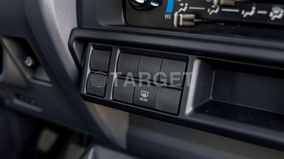 Toyota Land Cruiser 70 LC 76 4.2     M/T   2025-15