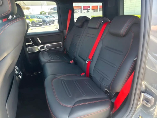 Mercedes-Benz G-Class G 550