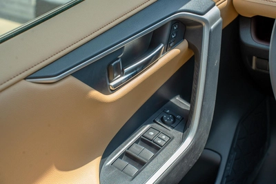 TOYOTA RAV4 2.5L HYBRID PANORAMIC SUNROOF 2025-21