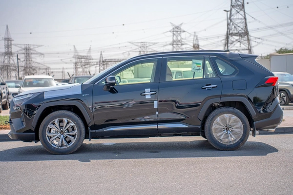 TOYOTA RAV4 2.5L HYBRID PANORAMIC SUNROOF 2025