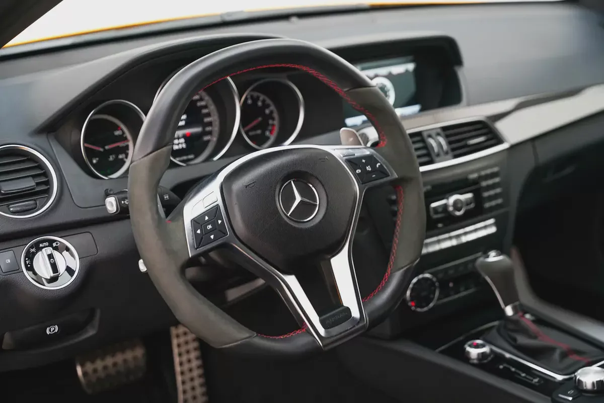 2013 Mercedes-Benz C-Class C63 AMG Black Series-6-6