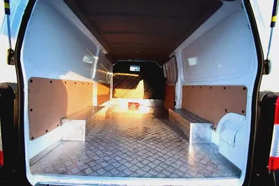 2016 Nissan Urvan | Delivery Van | GCC Specs | Ref#N03549-6