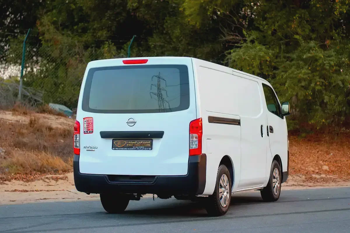 2016 Nissan Urvan | Delivery Van | GCC Specs | Ref#N03549-2-2