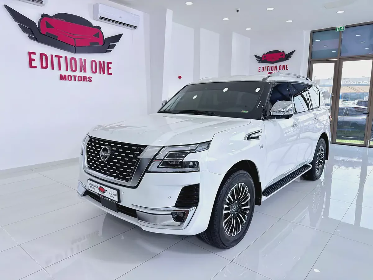 Nissan Patrol LE Platinum 2024 - GCC Specs - Brand New