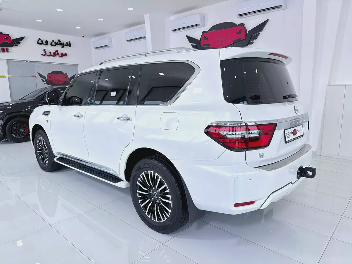 Nissan Patrol LE Platinum 2024 - GCC Specs - Brand New-7-7