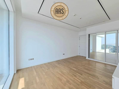 Luxurious Apartment ! Lagoon view ! Fully Fitted Kitchen ! With All Aminities ! Spacious-16