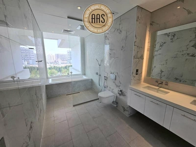 Luxurious Apartment ! Lagoon view ! Fully Fitted Kitchen ! With All Aminities ! Spacious-20