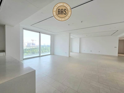 Luxurious Apartment ! Lagoon view ! Fully Fitted Kitchen ! With All Aminities ! Spacious-3