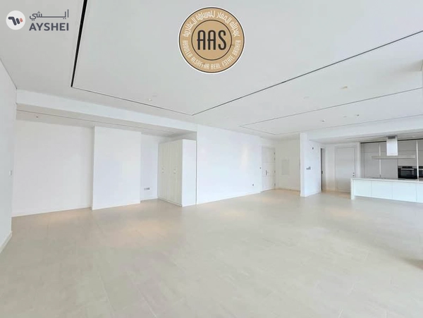 Luxurious Apartment ! Lagoon view ! Fully Fitted Kitchen ! With All Aminities ! Spacious