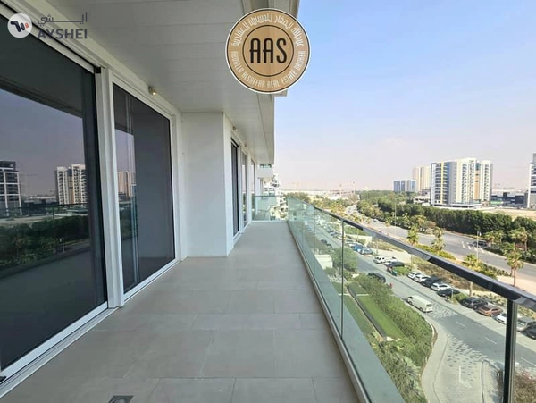 Luxurious Apartment ! Lagoon view ! Fully Fitted Kitchen ! With All Aminities ! Spacious