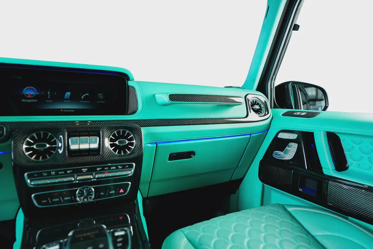 Mercedes Benz G63 AMG-GCC-Brabus 900 Rocket Kit Masterpiece -Interior Tiffany Blue-Carbon Fiber Kit-10-10