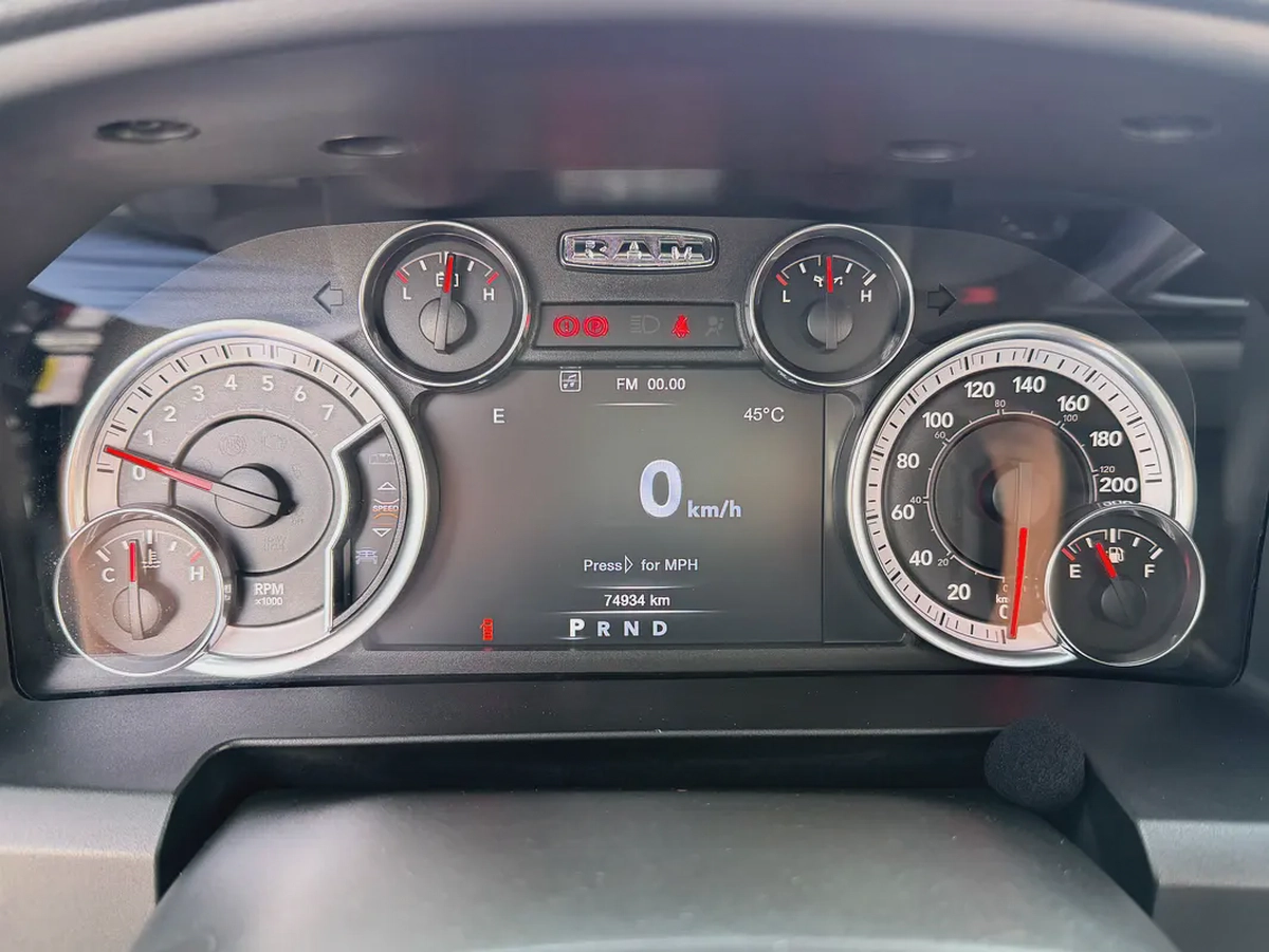 دودج رام ورلوك Dodge Ram warlock اسود / اسود خليجي 2023-10-10
