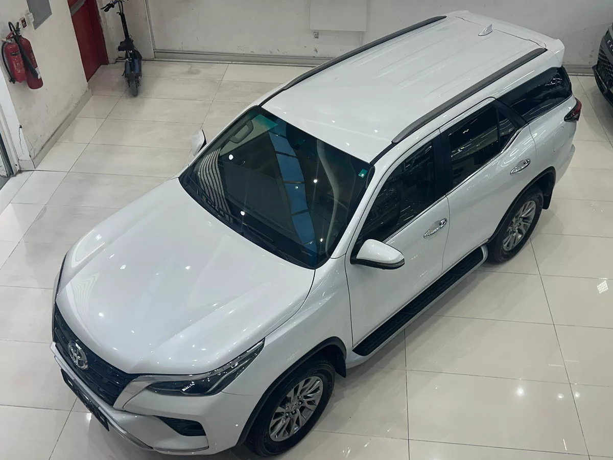 2024 Toyota Fortuner VXR 4.0L V6 4WD // EMI Starting from 2,740 AED-5-5