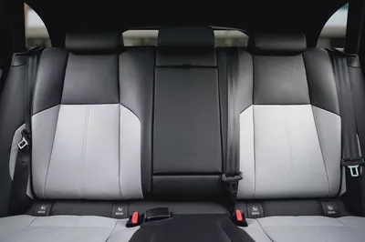 4,896 P.M | VELAR SE R-DYNAMIC | 2028 WARRANTY | 0% Downpayment-11