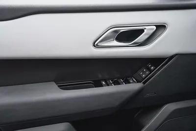 4,896 P.M | VELAR SE R-DYNAMIC | 2028 WARRANTY | 0% Downpayment-12