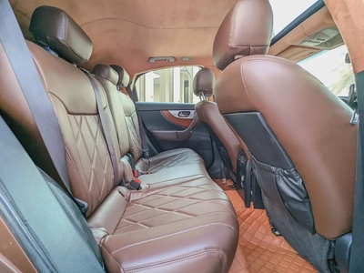 Infiniti FX35 Sport 2009 | American Specs | Well Maintained Luxury SUV With Low KM-10