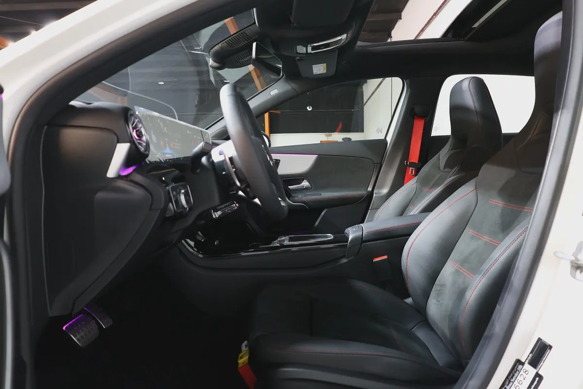 2025 Mercedes-Benz A-Class A 35 AMG | GCC Specs | Performance Luxury-8-8
