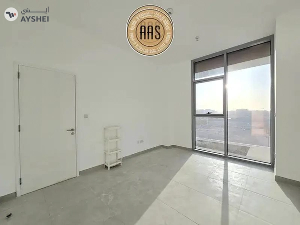 Spacious! Luxurious 2BHK Ready to Move Only in 82.5k/yr