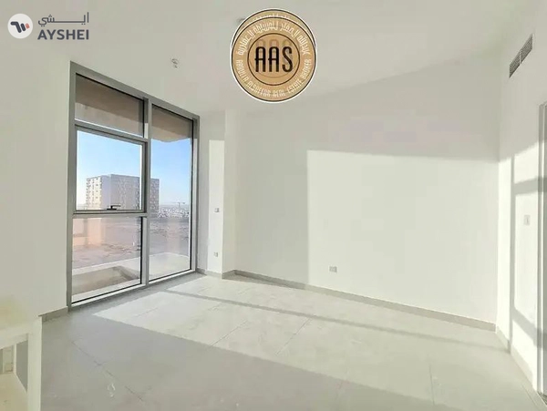 Spacious! Luxurious 2BHK Ready to Move Only in 82.5k/yr