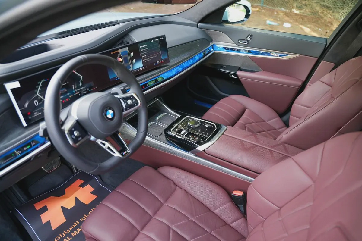 BMW 735i M Sport Individual – 2026 | GCC | Only 2,478 KM | AED 399,000-4-4