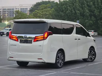 2019 Toyota Alphard V6 // Perfect condition // Single owner // Full option-6