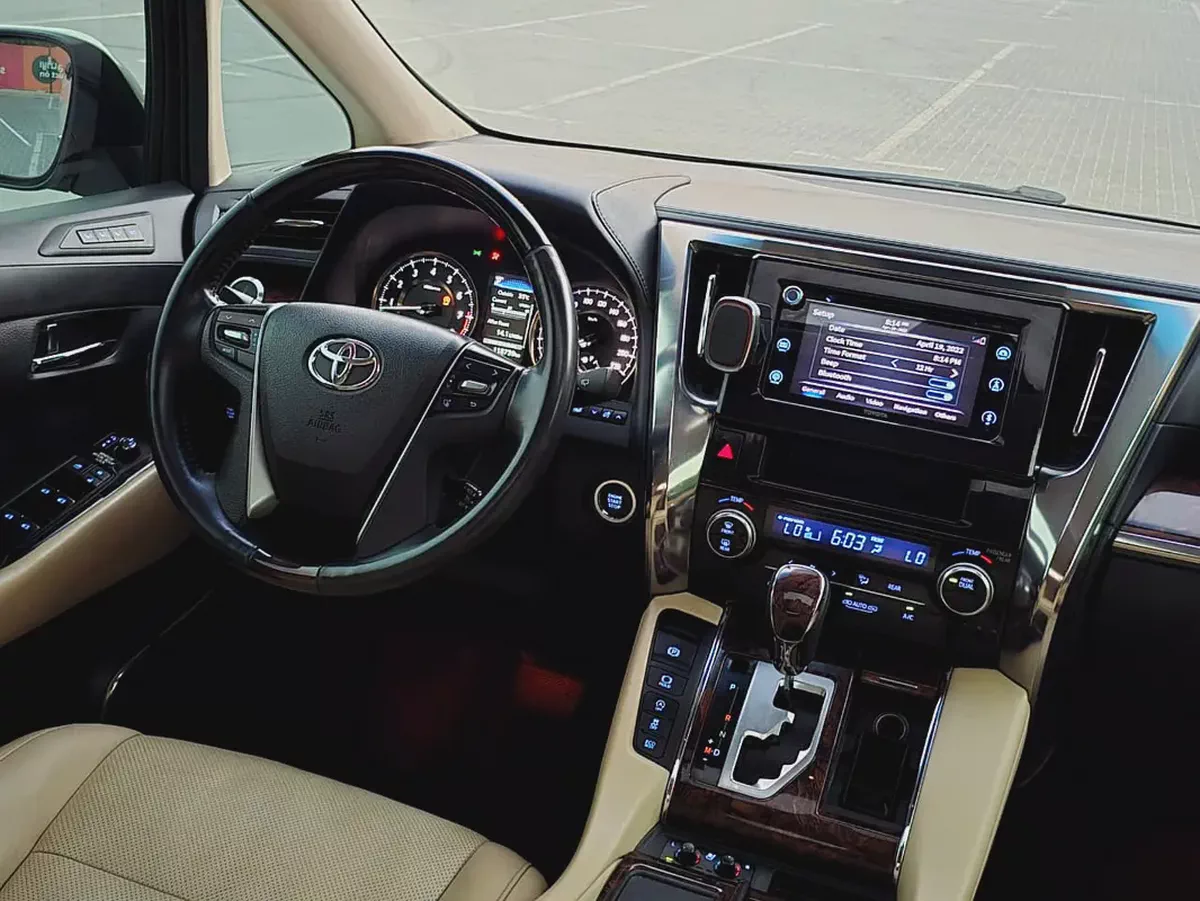2019 Toyota Alphard V6 // Perfect condition // Single owner // Full option-11-11