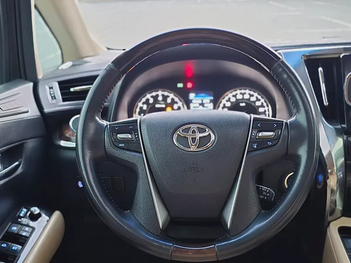 2019 Toyota Alphard V6 // Perfect condition // Single owner // Full option-12-12