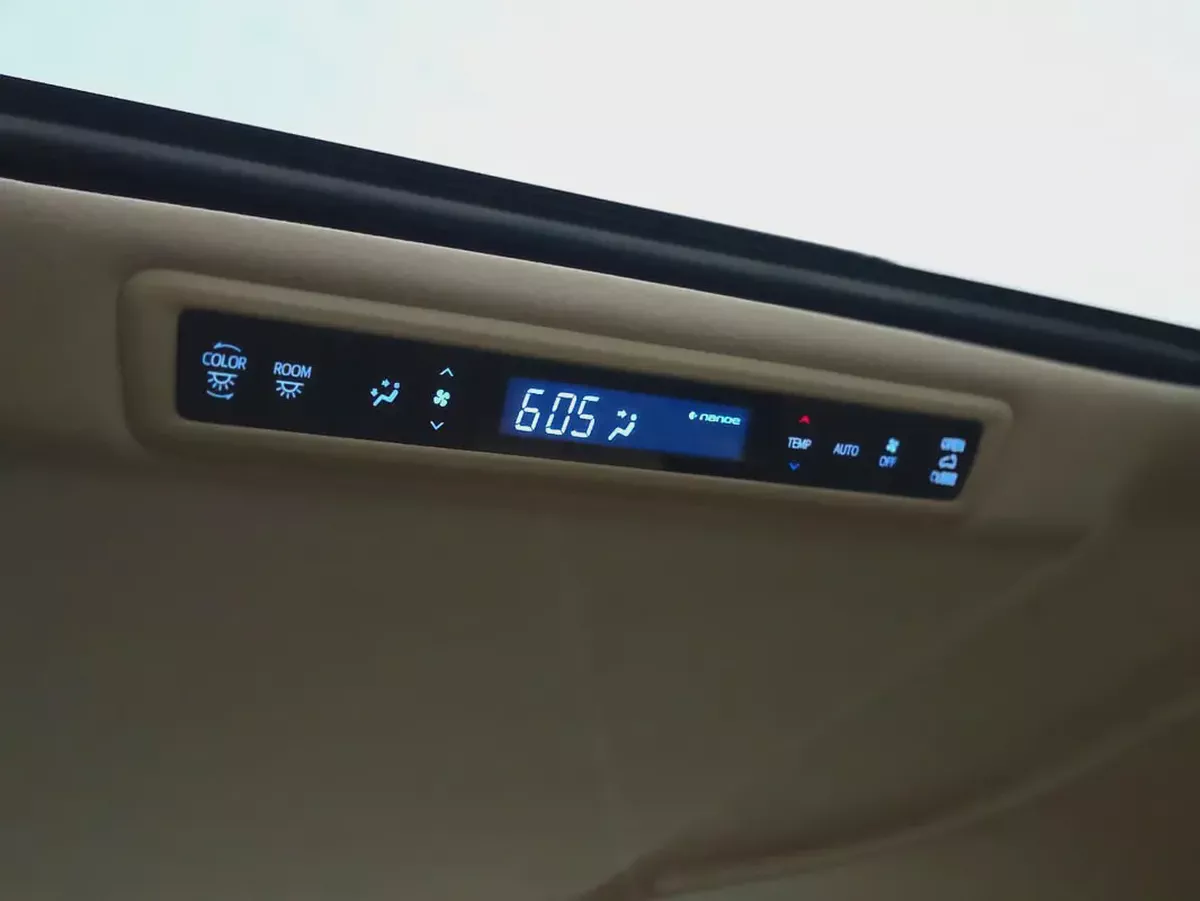2019 Toyota Alphard V6 // Perfect condition // Single owner // Full option-13-13