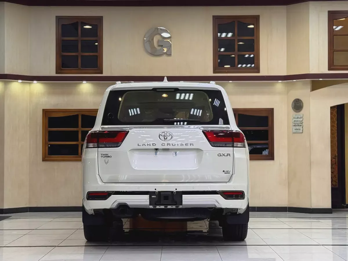 GXR TWIN TURBO HYBRID / FULLY LOADED / BRAND NEW-4-4