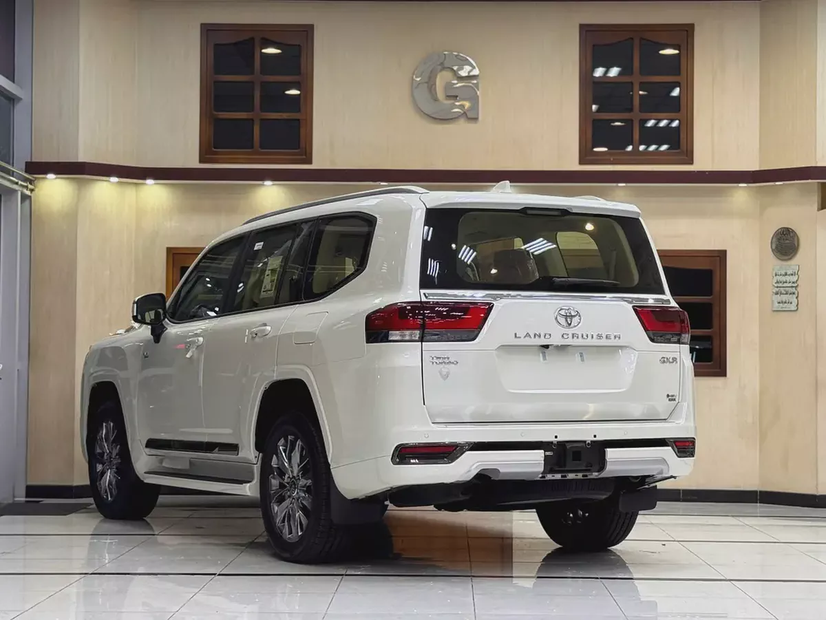 GXR TWIN TURBO HYBRID / FULLY LOADED / BRAND NEW-6-6
