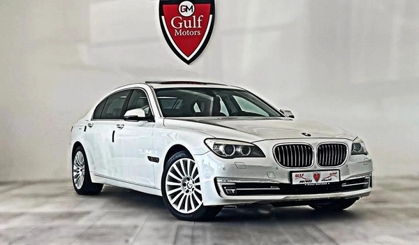 BMW 740Li V6 GCC SPECS - EXCELLENT CONDITION