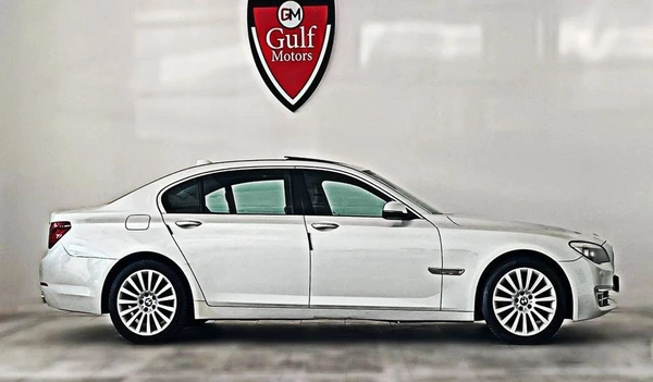 BMW 740Li V6 GCC SPECS - EXCELLENT CONDITION
