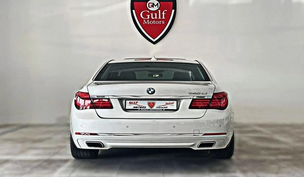 BMW 740Li V6 GCC SPECS - EXCELLENT CONDITION