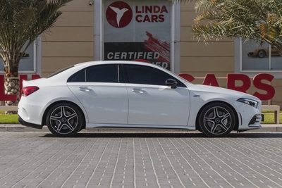 Mercedes-Benz A-Class 35 AMG 2023-7