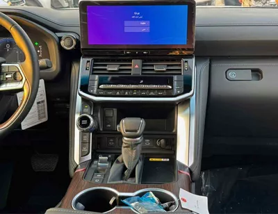 Toyota Land Cruiser GXR 3.3L DIESEL || LEATHER WITH PWR SEATS | RADAR | FRONT CAMER | BIG DVD | JBL SPEAKERS (CODE # LCD-16