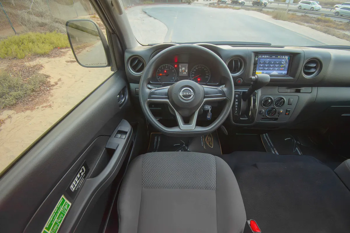 High-Roof 13-Seater Passenger Van | Automatic | GCC Specs | Ref#N75900-7-7