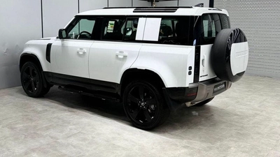 Land Rover Defender Land Rover Defender 110 2026 GCC specs-20