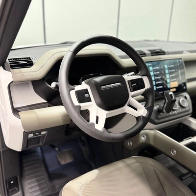 Land Rover Defender Land Rover Defender 110 2026 GCC specs-8