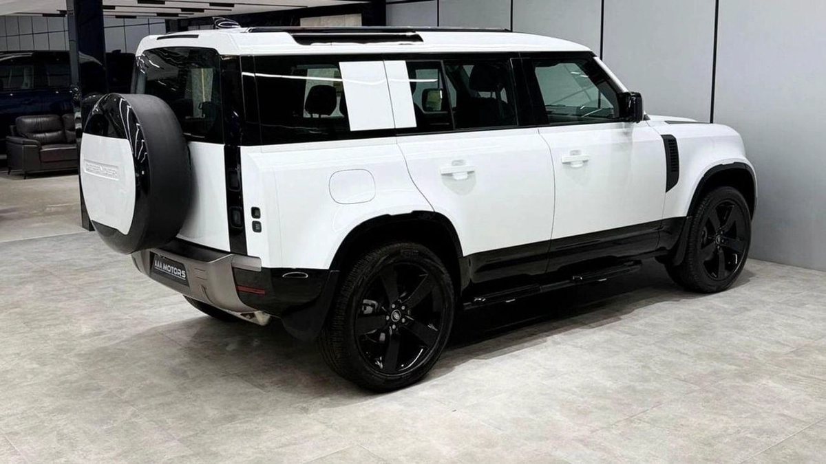 Land Rover Defender Land Rover Defender 110 2026 GCC specs-21-0