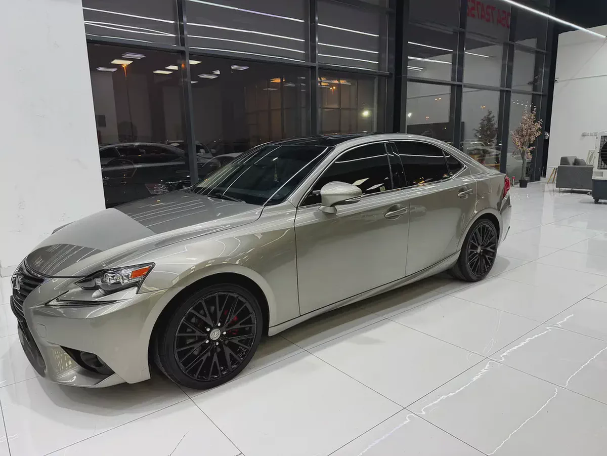 Lexus IS 250 Premier 2014 | Canadian Specs | Well Maintained-1-1