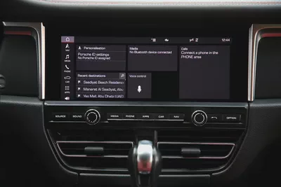 PORSCHE MACAN  2021 - GCC - FULLY LOADED - AMAZING CONDITION-14
