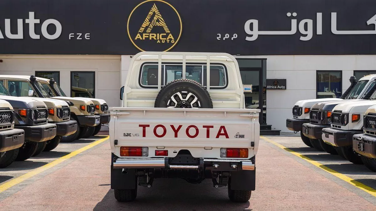 Toyota Land Cruiser Pickup 70 TOYOTA LC79 DC 4.0L PTR 26 YM FULL LC79 DC 4L PTR 26 YM FULL-13-0