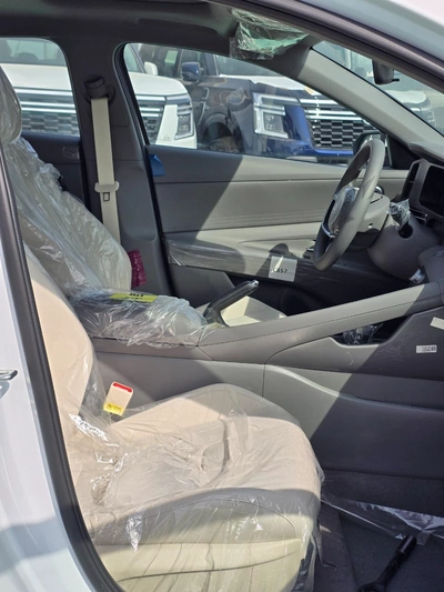 HYUNDAI ELANTRA 2.0L PETROL GCC 2026 – FULL OPTION-2